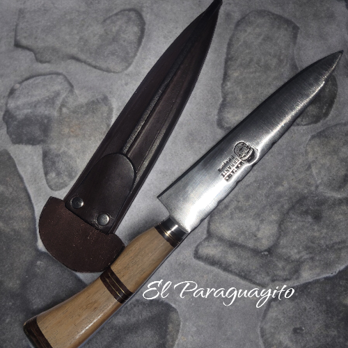 Cuchillo Verijero de acero al carbono mango madera 16 cms