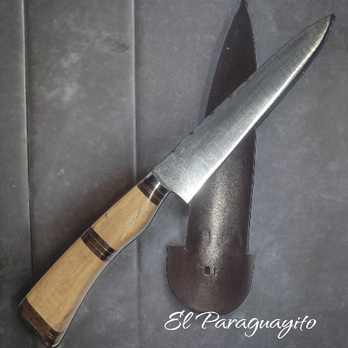 Cuchillo Verijero de acero al carbono mango madera 16 cms